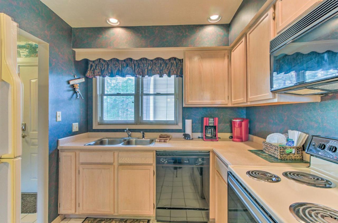 Spacious Resort Condo Central Locale By Dollywood ピジョンフォージ エクステリア 写真